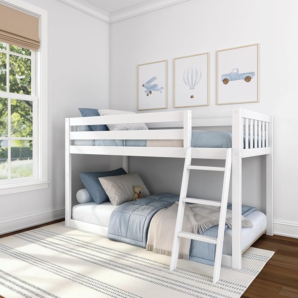 Max & Lily Fundamental Twin Low Bunk Bed, Kids Solid Wood Modern Bed Frame with Strong Wooden Slats, Non-Toxic Finishes, High Weight Capacity, White : Home & Kitchen