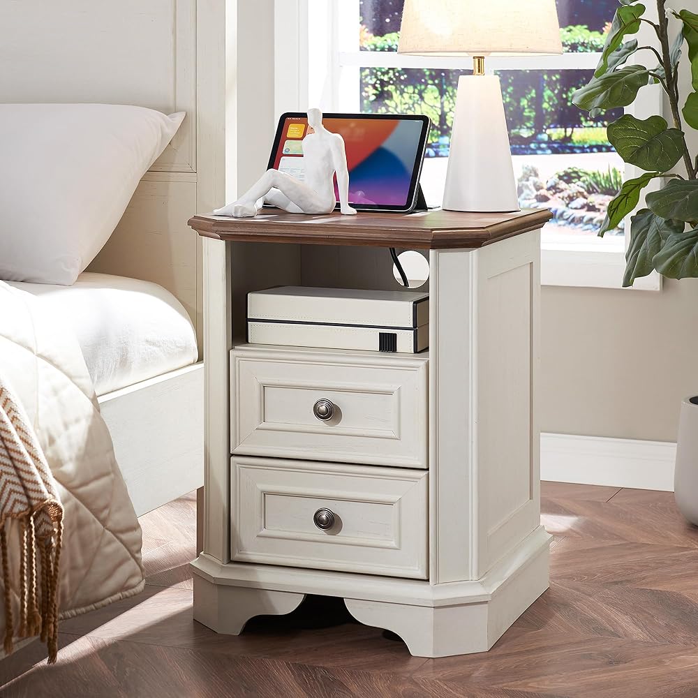T4TREAM Farmhouse Nightstand with Charging Station, 18