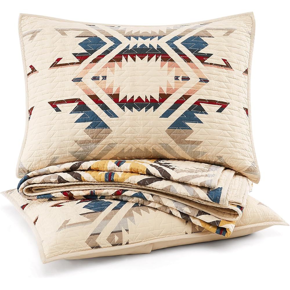 PENDLETON White Sands King/Cal King Quilt Bedding Set with 2 Shams Premium Cotton Lightweight Quilted Bedspread Coverlet for Bed Rustic Home Decor Washable, 110-inch x 96-inch, Beige Diamond Print : Home & Kitchen