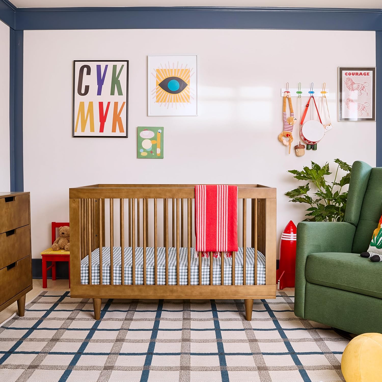 DaVinci Marley 3-in-1 Convertible Baby Crib - GREENGUARD Gold Certified Convertible Crib to Toddler Bed & Daybed - Wooden Baby Bed with 4 Adjustable Mattress Heights - Easy to Assemble - Walnut : Baby