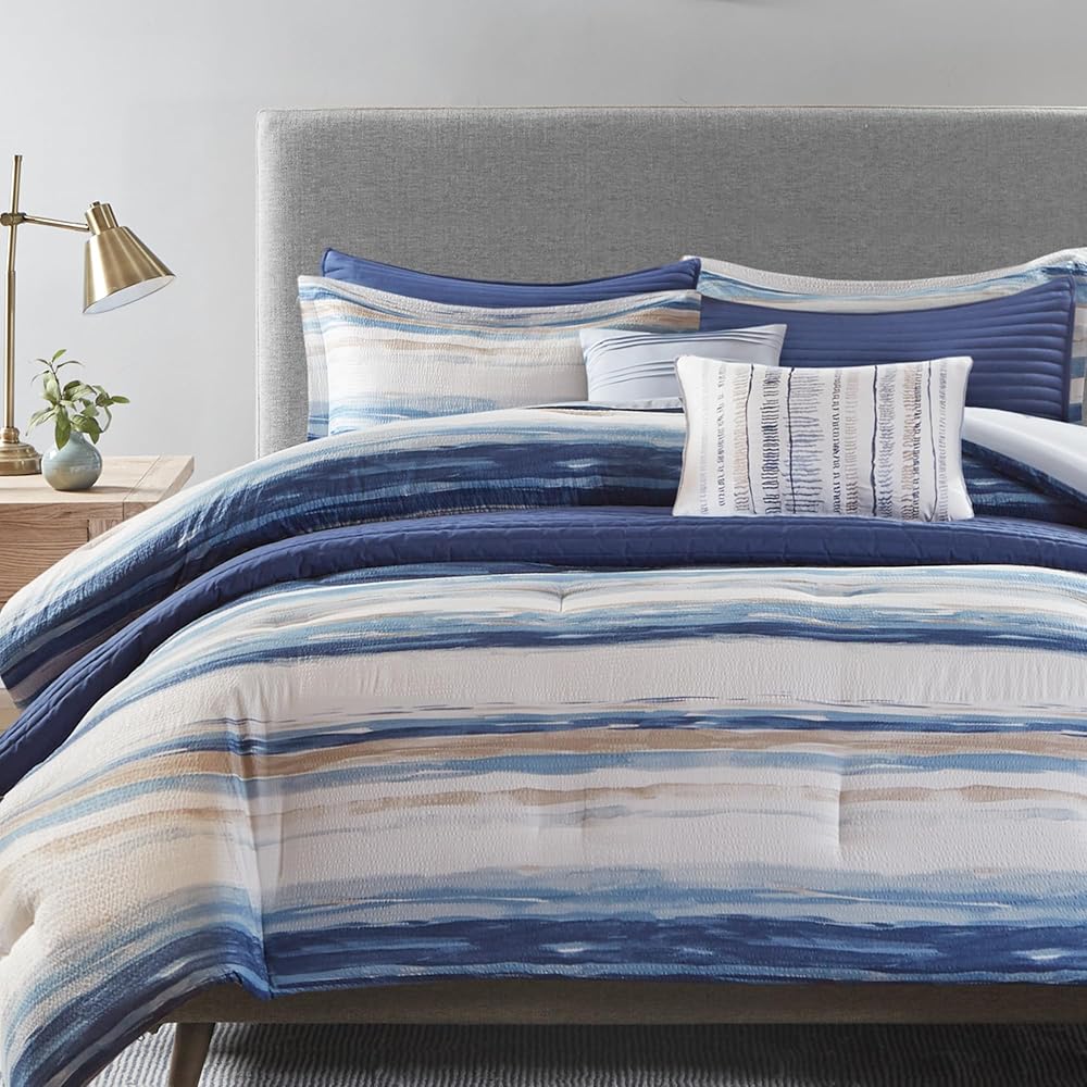 Madison Park Marina Comforter Quilt Combo Set - Modern Luxury Design, All Season Down Alternative Bedding, Matching Shams, Decorative Pillows, Full/Queen(90