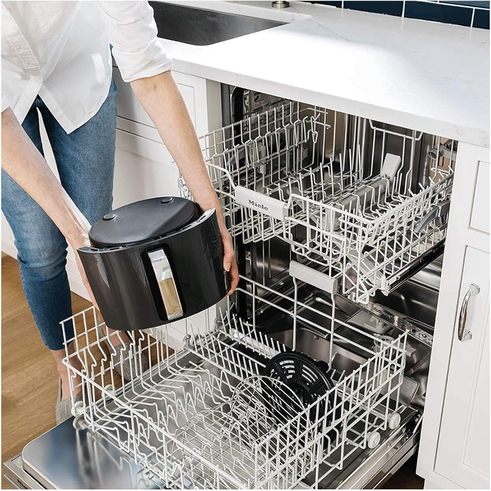 Ninja AF161 Max XL Air Fryer that Cooks, Crisps, Roasts, Bakes, Reheats and Dehydrates, with 5.5 Quart Capacity, and a High Gloss Finish, Grey : Home & Kitchen