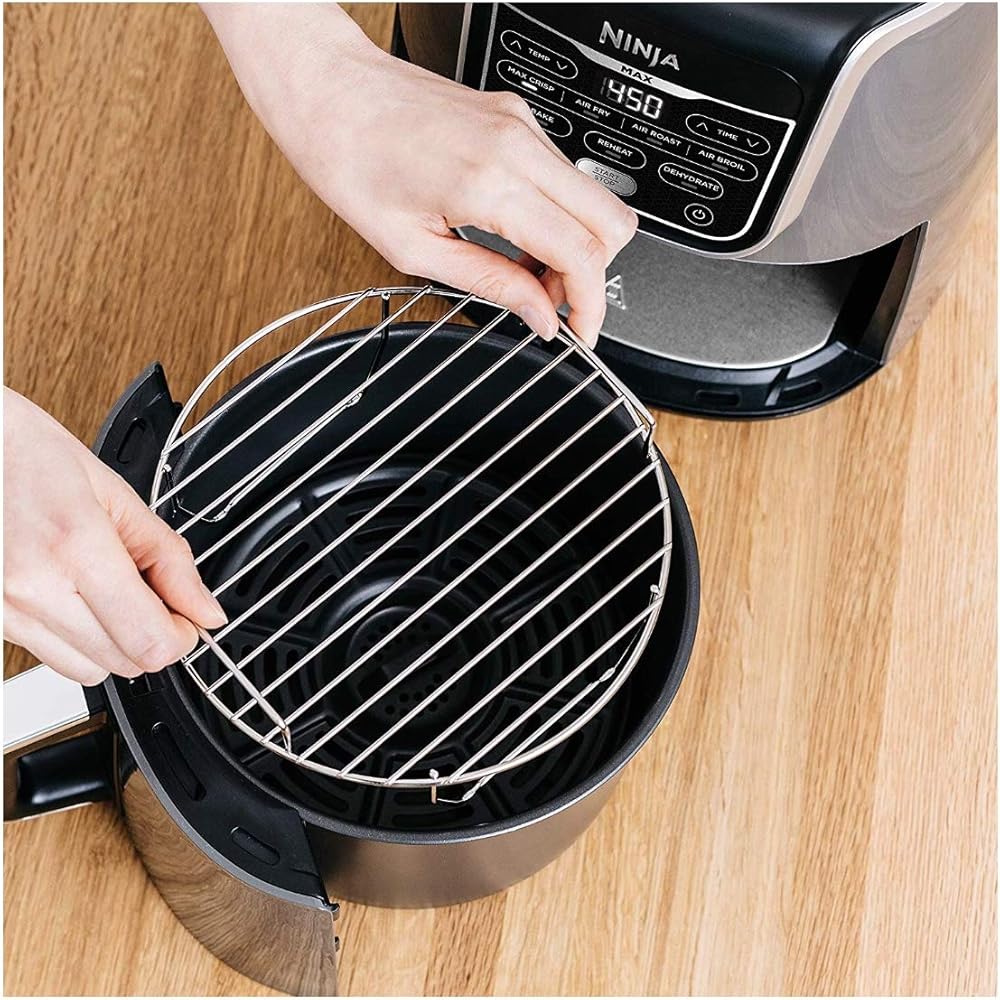 Ninja AF161 Max XL Air Fryer that Cooks, Crisps, Roasts, Bakes, Reheats and Dehydrates, with 5.5 Quart Capacity, and a High Gloss Finish, Grey : Home & Kitchen