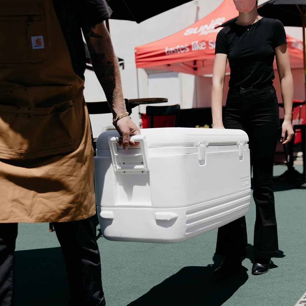 : Igloo Polar 120 Qt. Cooler : Sports & Outdoors