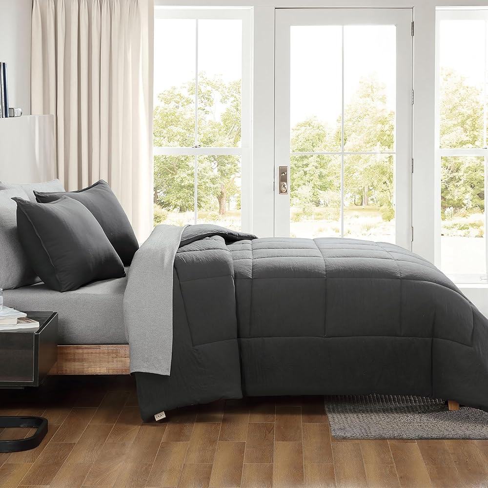 UGG Leonora Comforter Set with 2 Pillow Shams Lightweight Down Alternative Blanket Reversible Cozy Warm All Season Washable and Hypoallergenic Bedding Set, Full/Queen, Charcoal Grey : Home & Kitchen