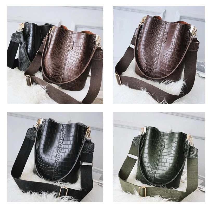Women's Retro Reptile Bucket Bag