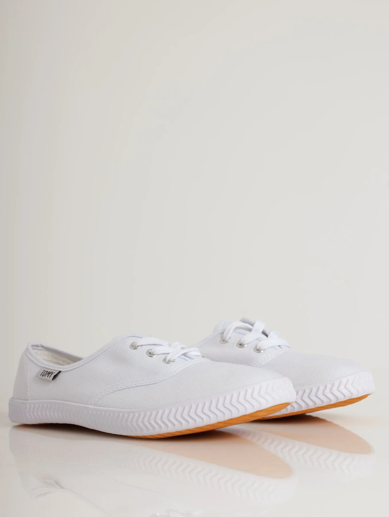 fashion women shoes sneakers Edgars