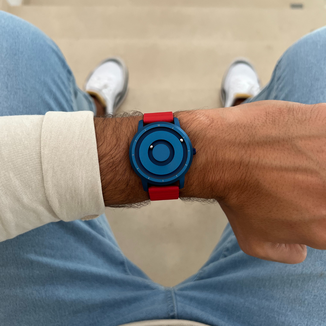 Jupiter Blue synthetic leather magnetic red