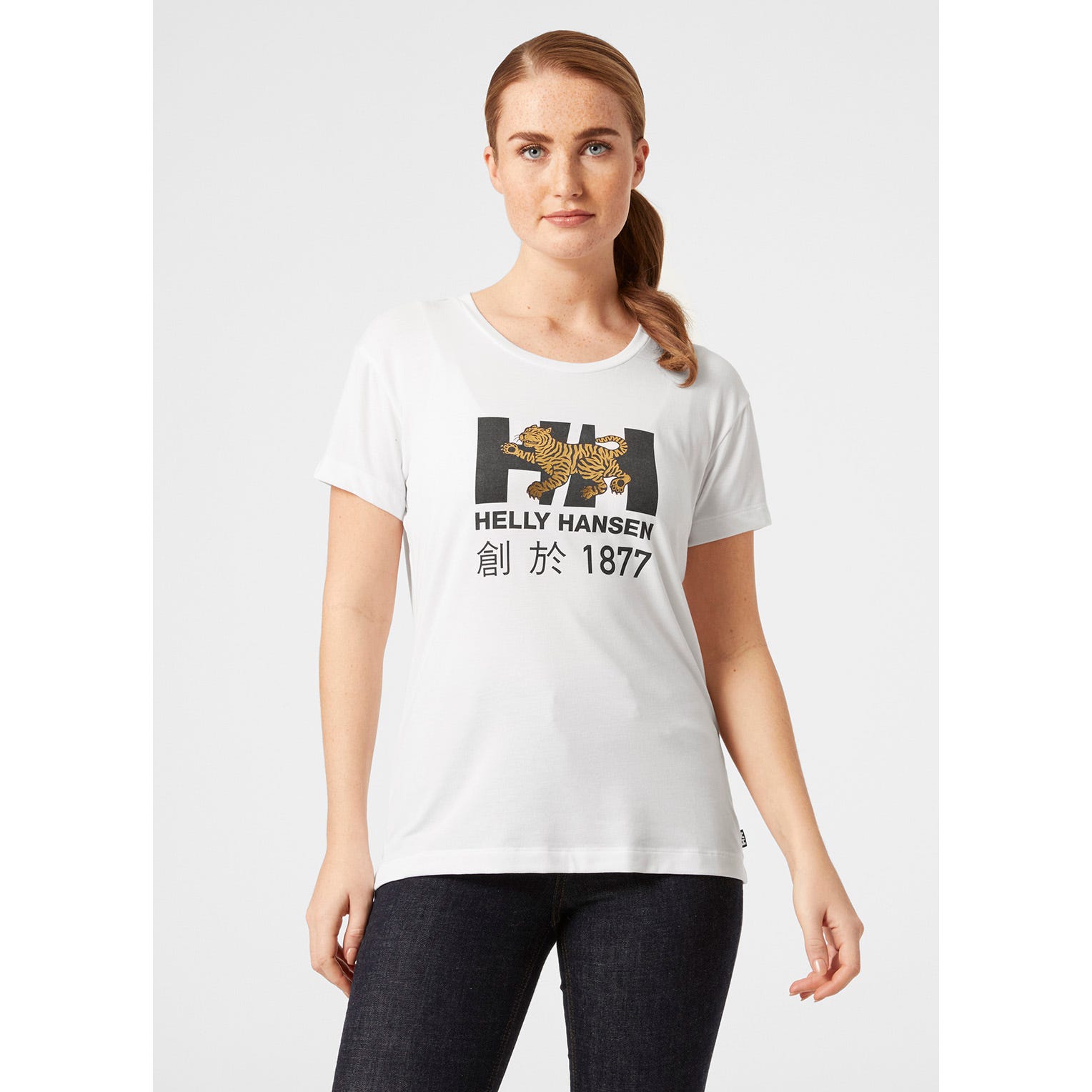 W CELEBRATION T-SHIRT