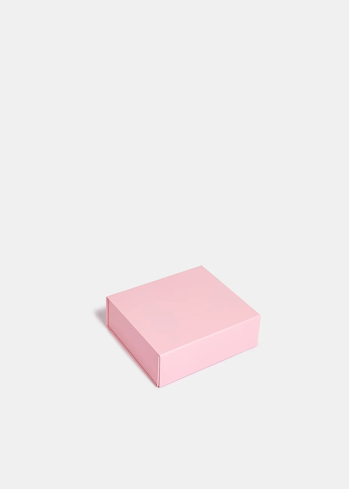 Pink luxurious and reusable FSC-certified gift box - Size M