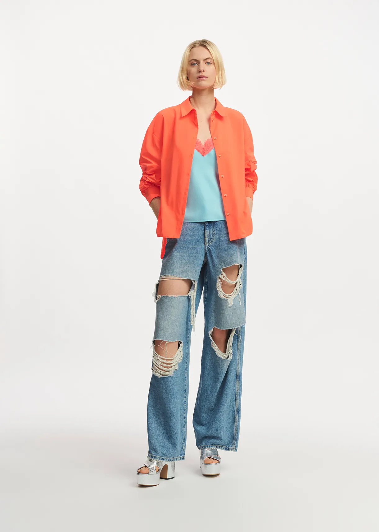 Orange puffed-sleeves shirt