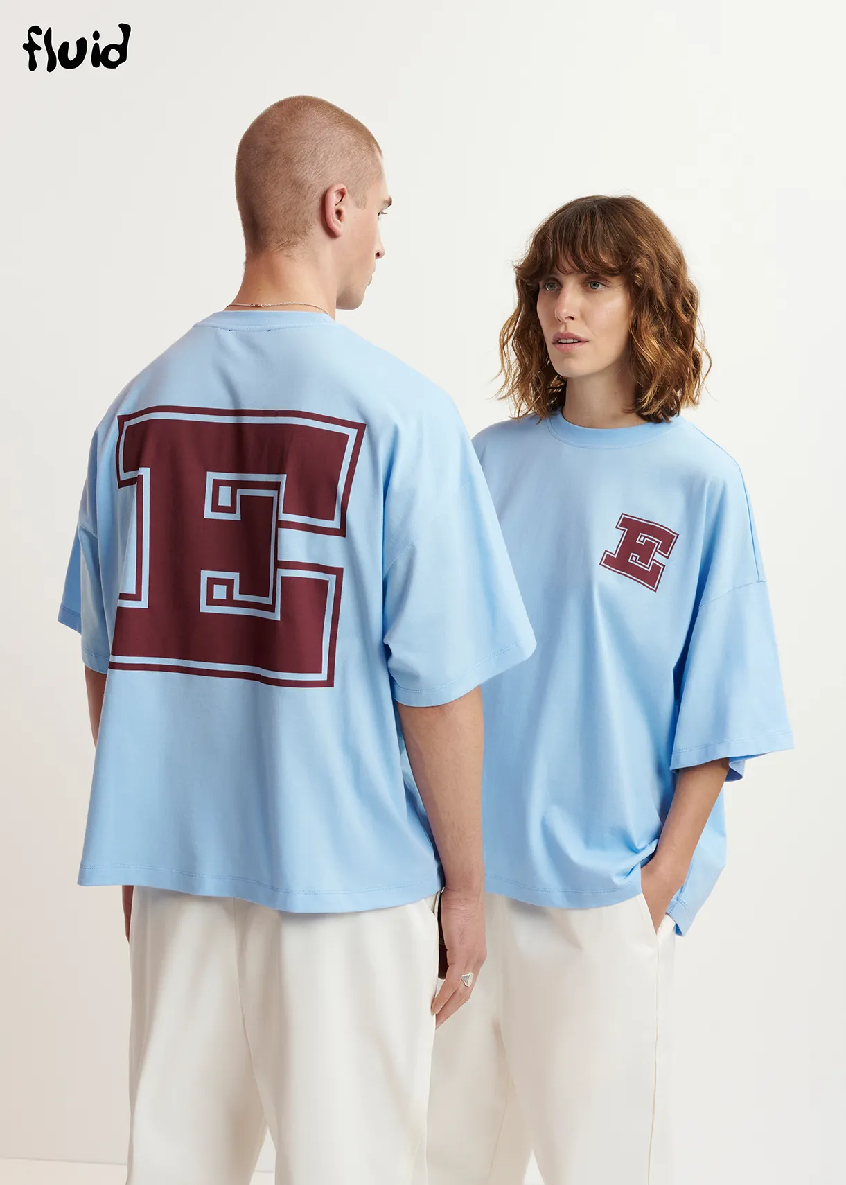 Blue organic cotton T-shirt with 'E' print
