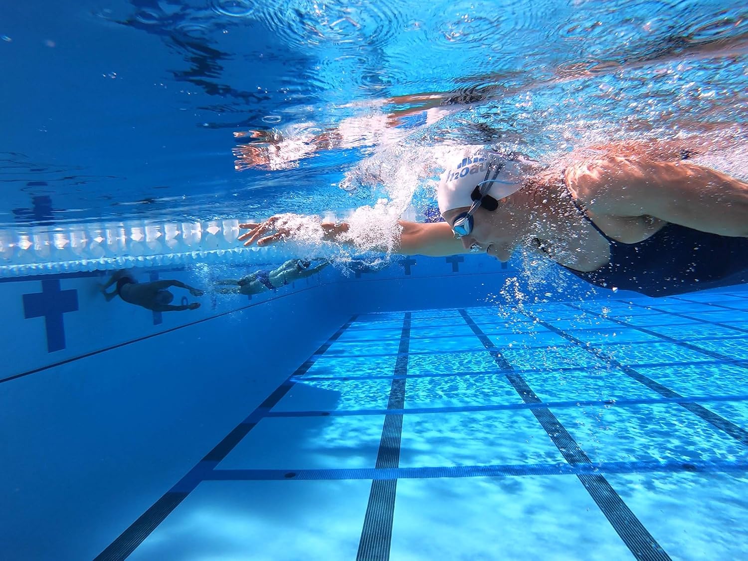 H2O Audio Sonar Underwater Waterproof Headphones with MP3 and Bluetooth for Swimmers