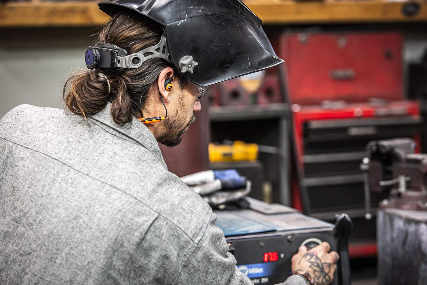 ISOtunes PRO 2.0 Bluetooth Earplug Headphones, 27 dB Noise Reduction Rating, 16+ Hour Battery, IP67 Durability, Noise Cancelling Mic, OSHA Compliant Professional Hearing Protector (Matte Black)