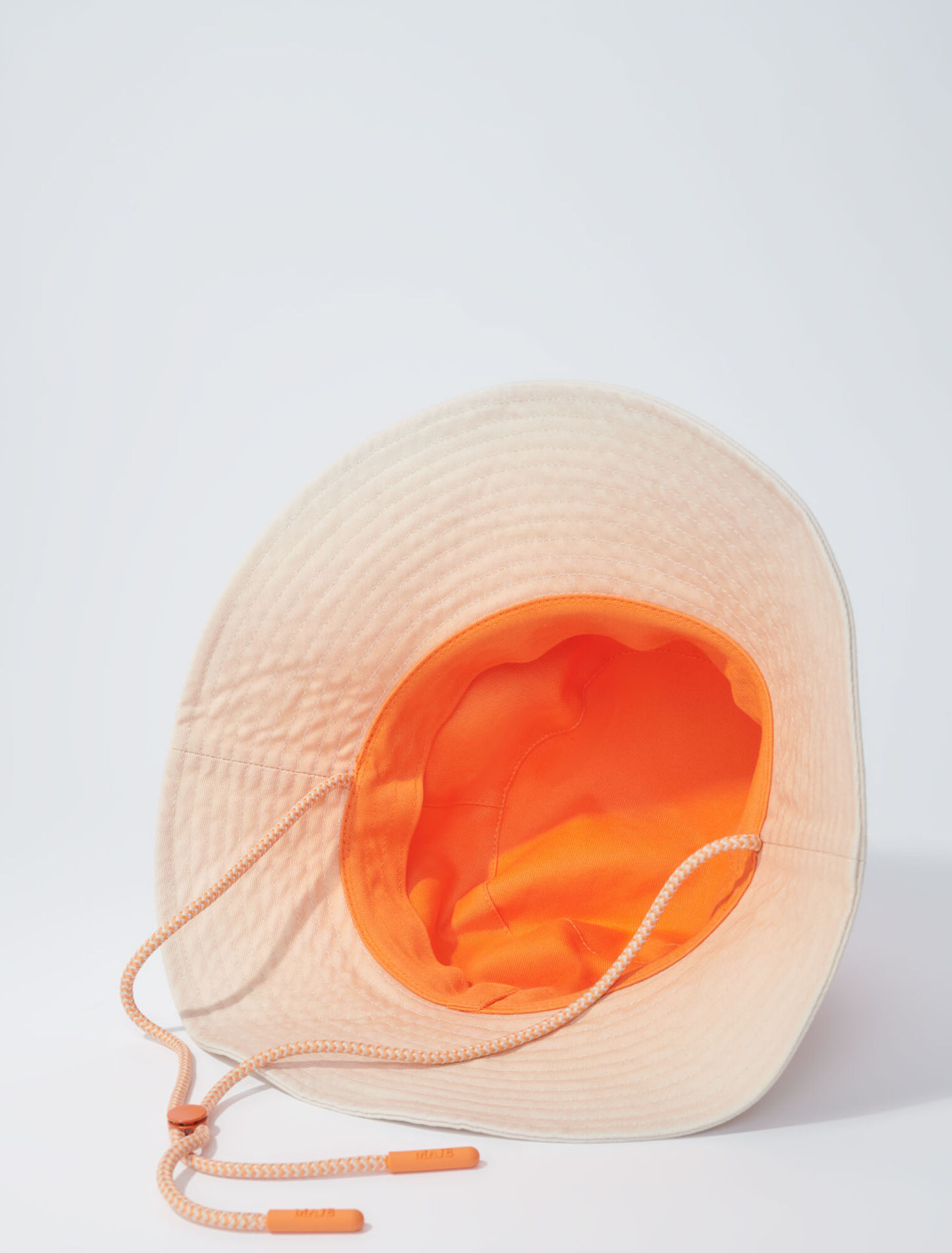 Gradient bucket hat