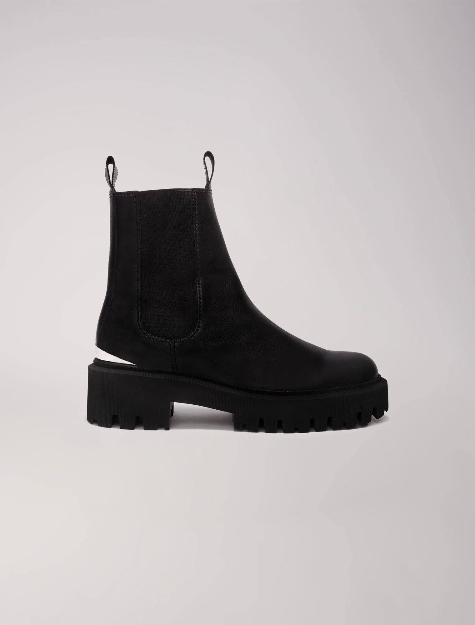 Platform Chelsea boots