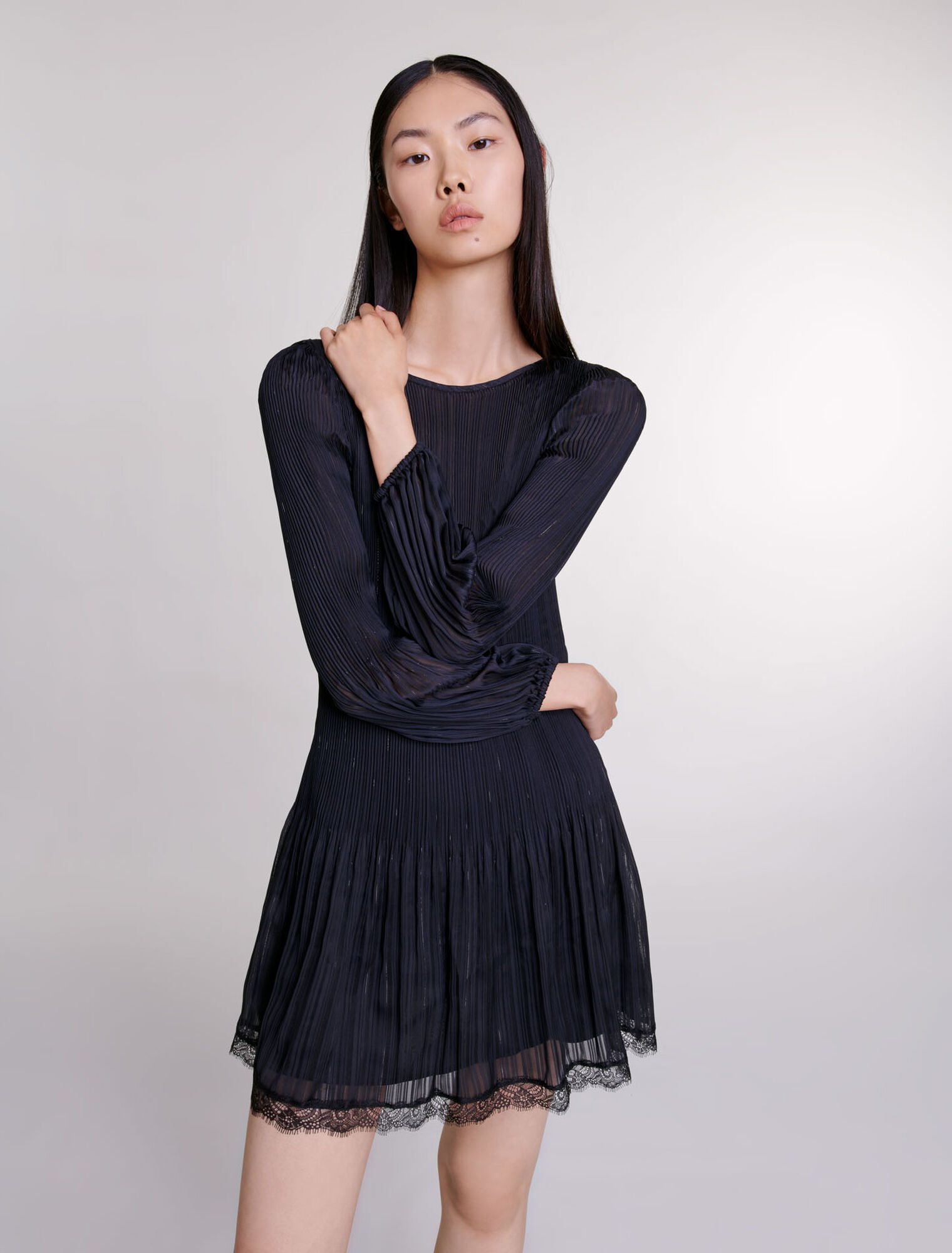 Short pleated dress