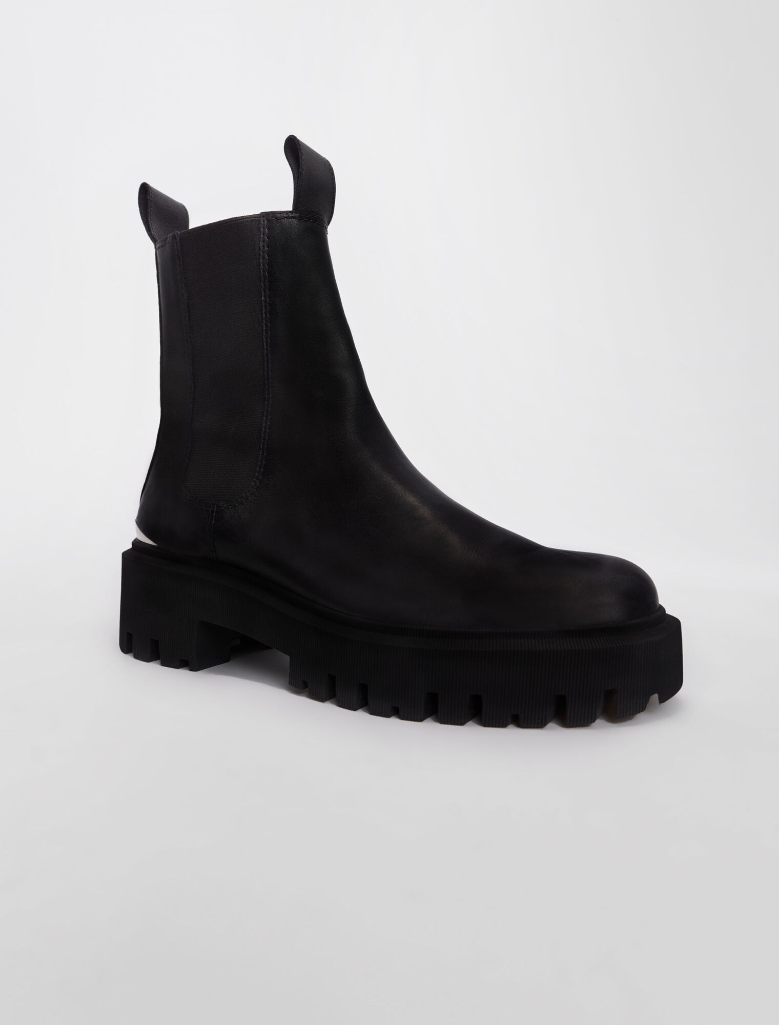 Platform Chelsea boots