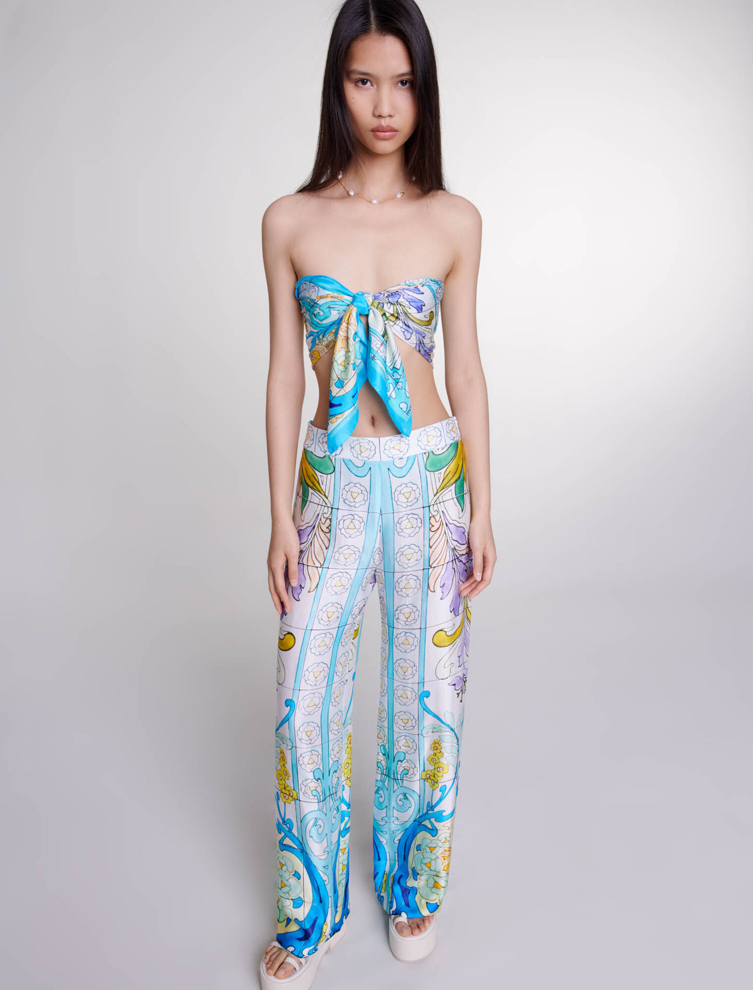 Patterned satin-effect trousers