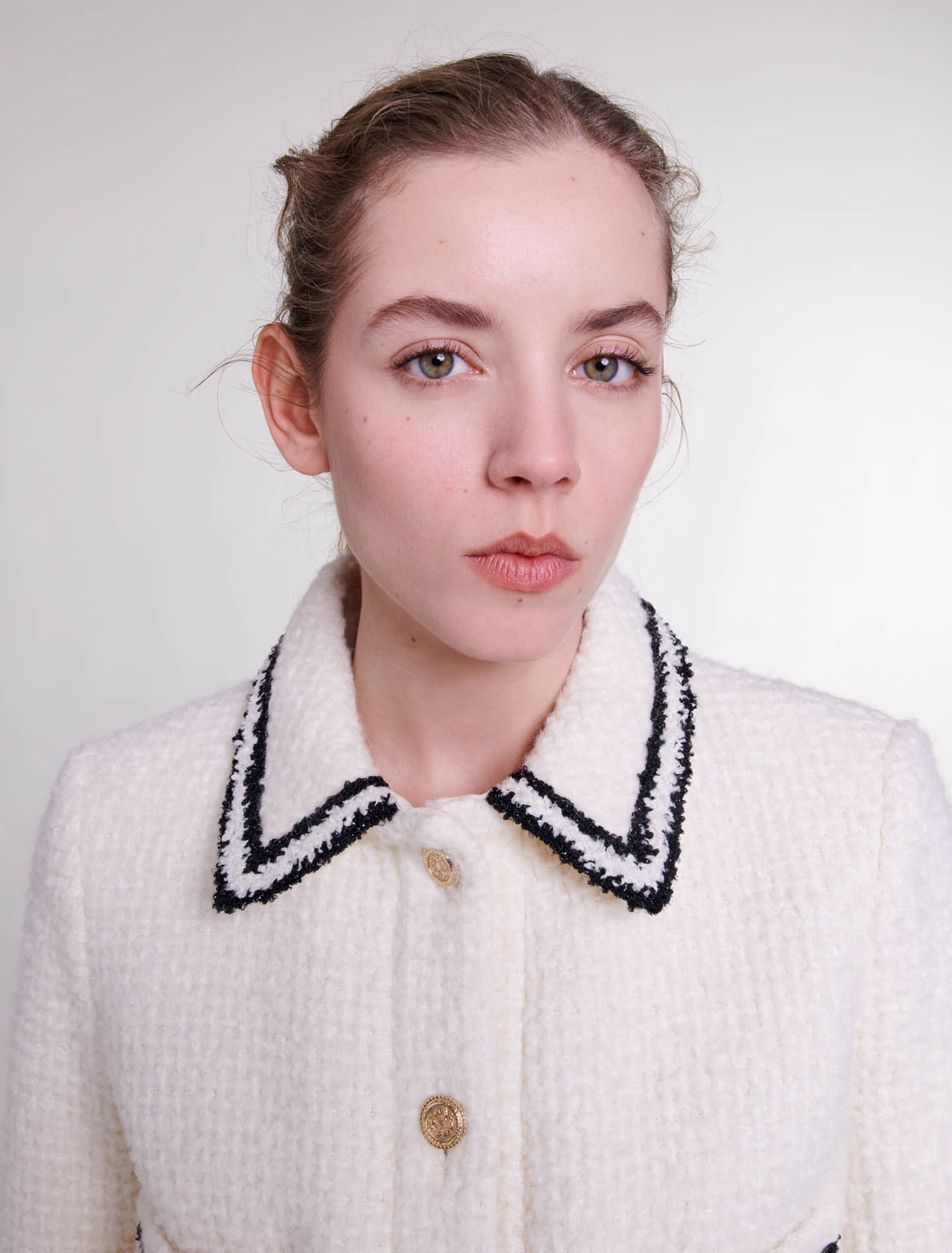 Contrasting tweed-style jacket