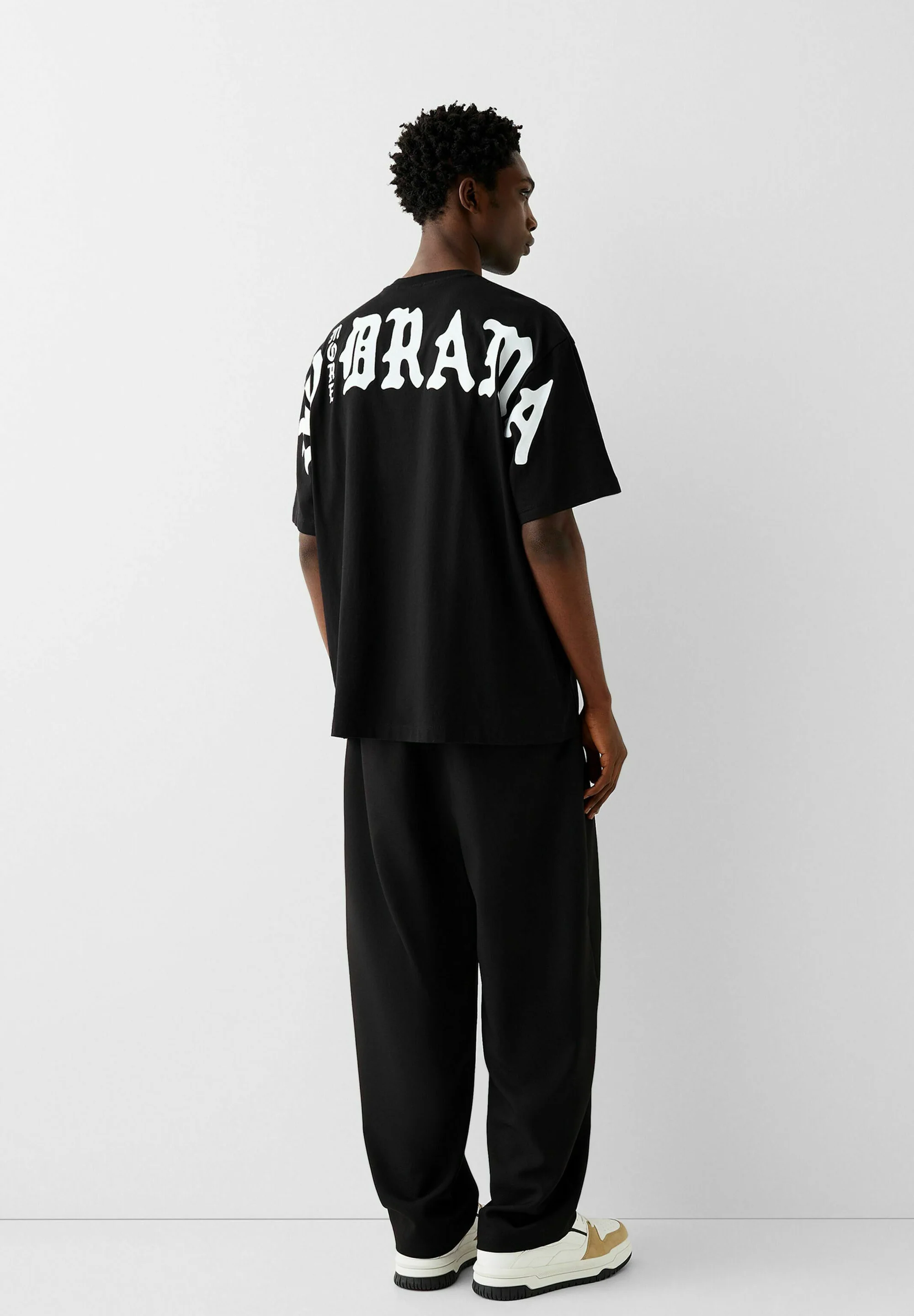 Bershka SHORT SLEEVE BOXY-FIT - T-shirt con stampa