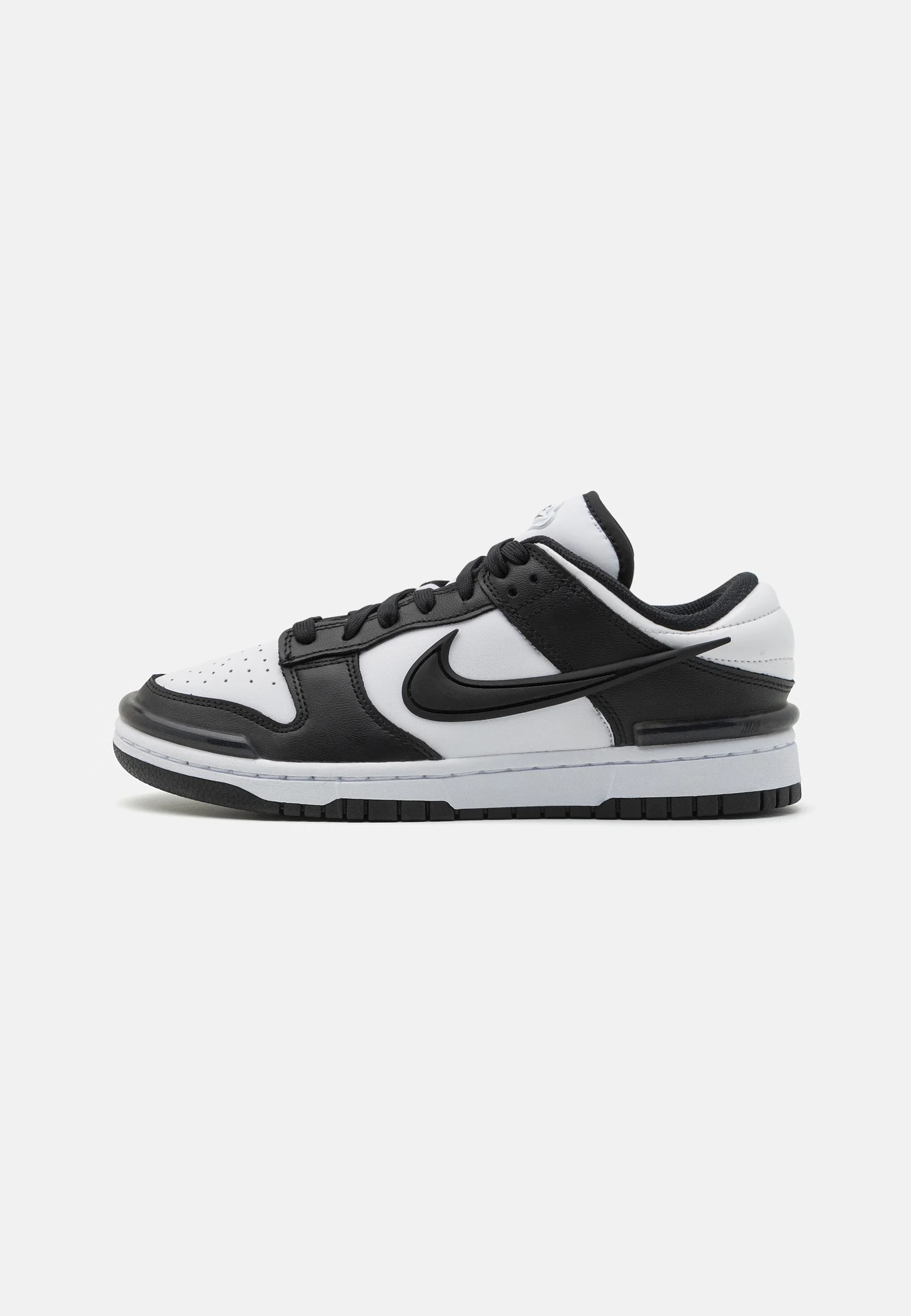 NIKE DUNK LOW RETRO CASUAL SHOES
