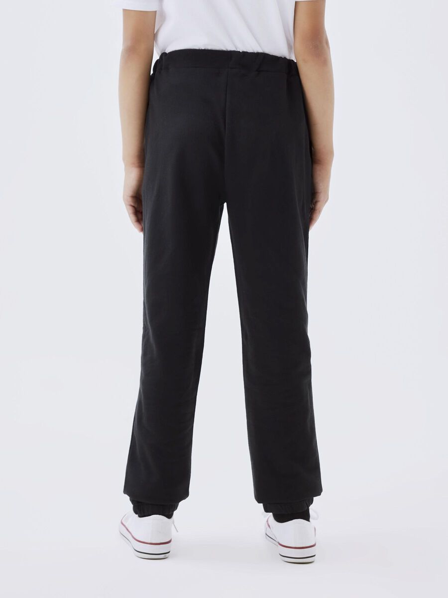 STRAIGHT LEG SWEATPANTS