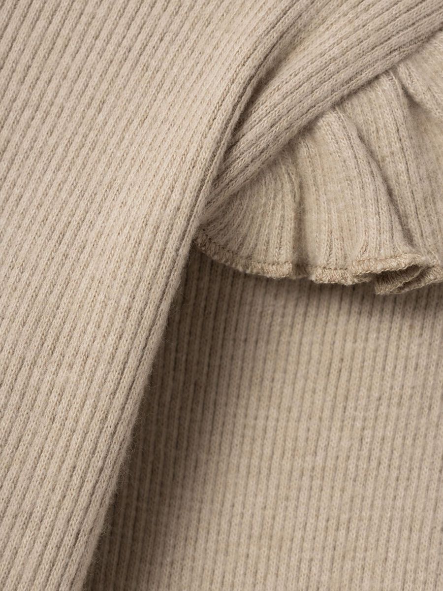 LOOSE FIT TOP MET LANGE MOUWEN