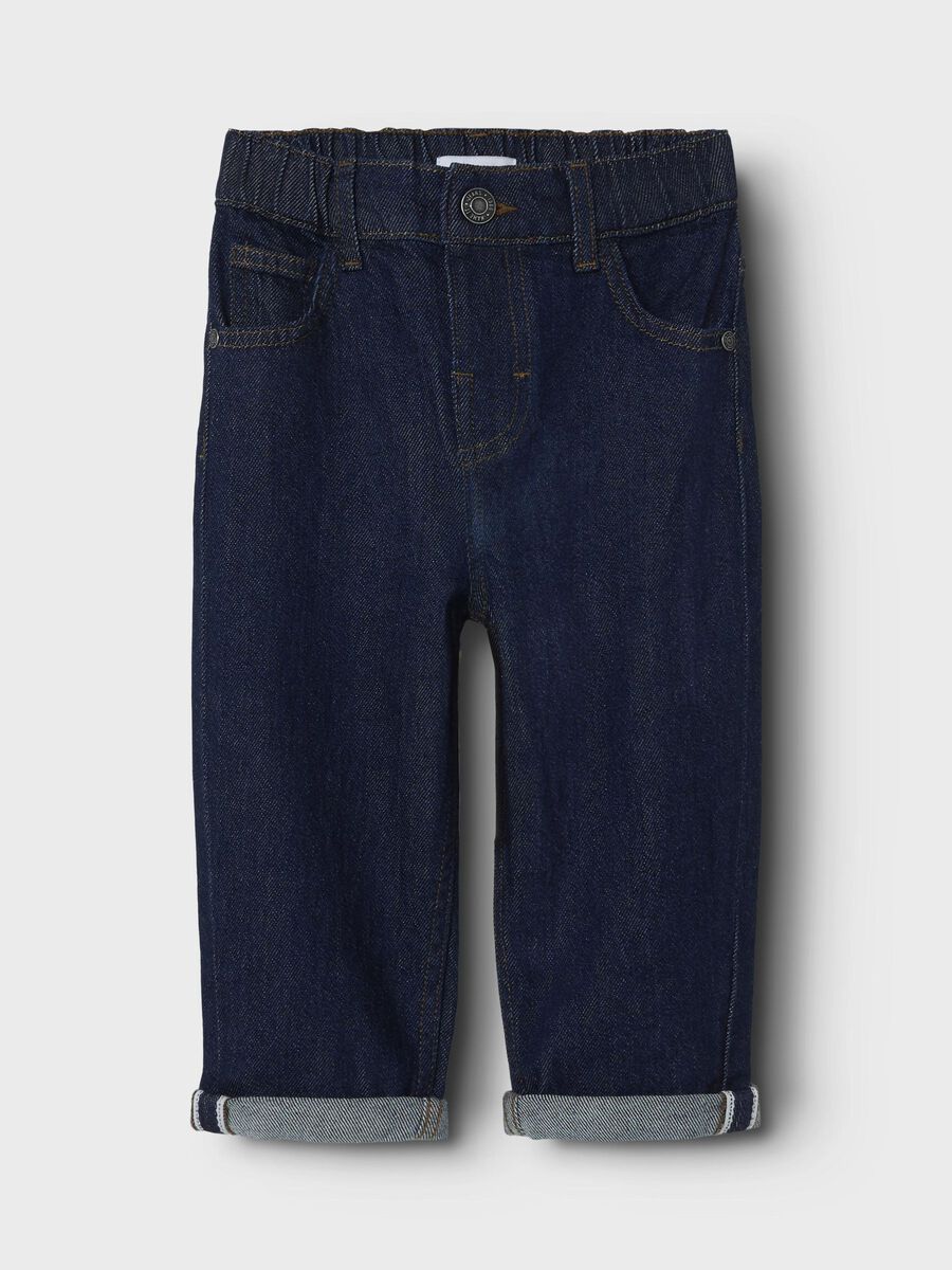TAPERED FIT JEANS