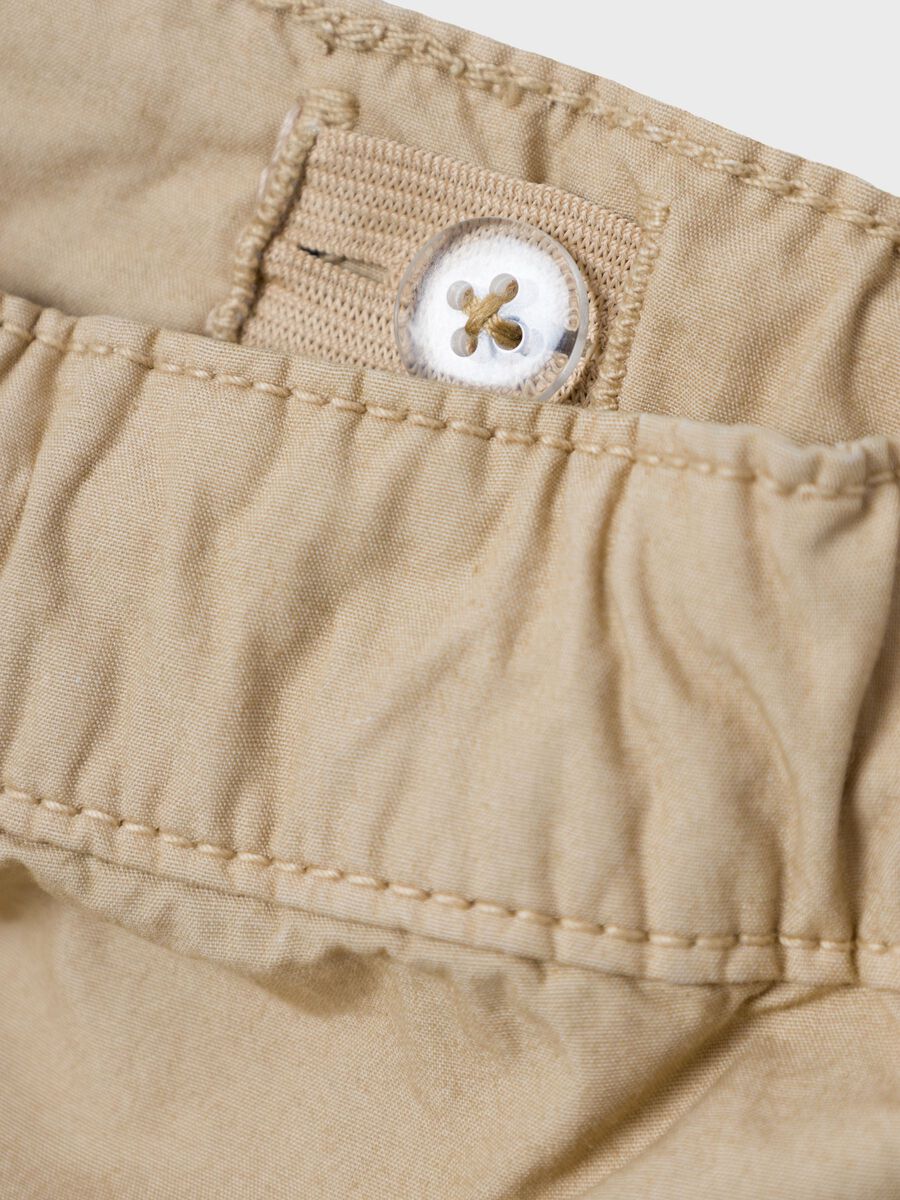 REGULAR FIT CARGO SHORT