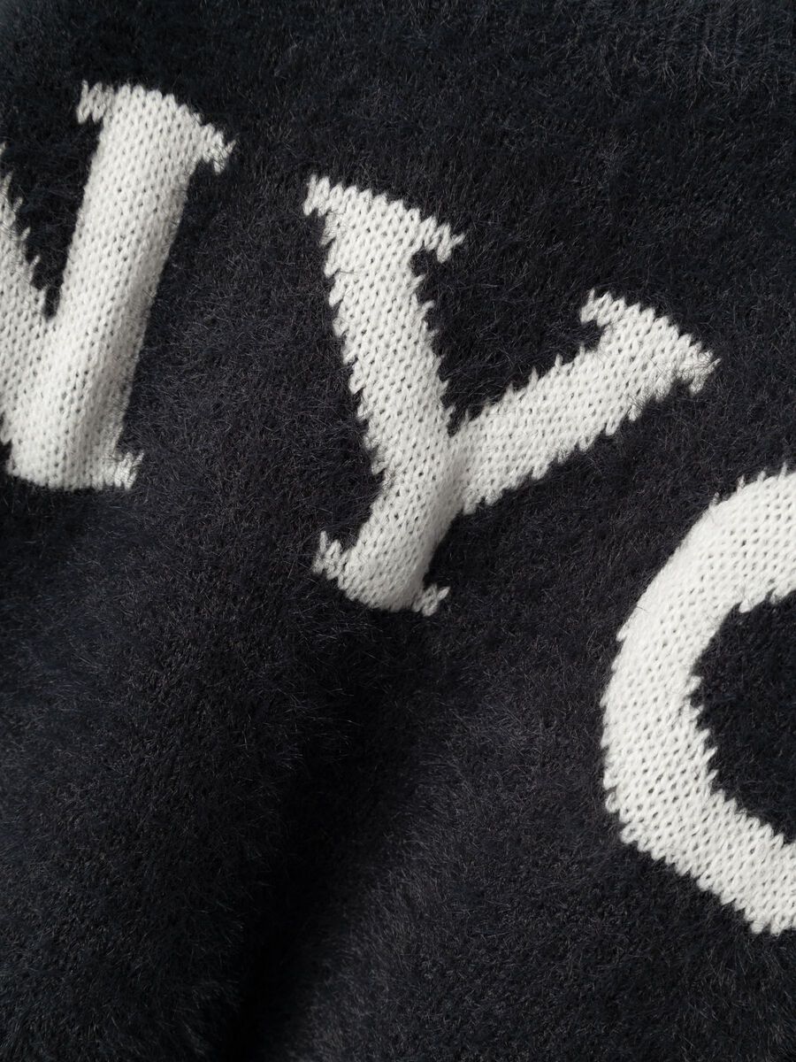 LANGE MOUWEN GEBREIDE TRUI