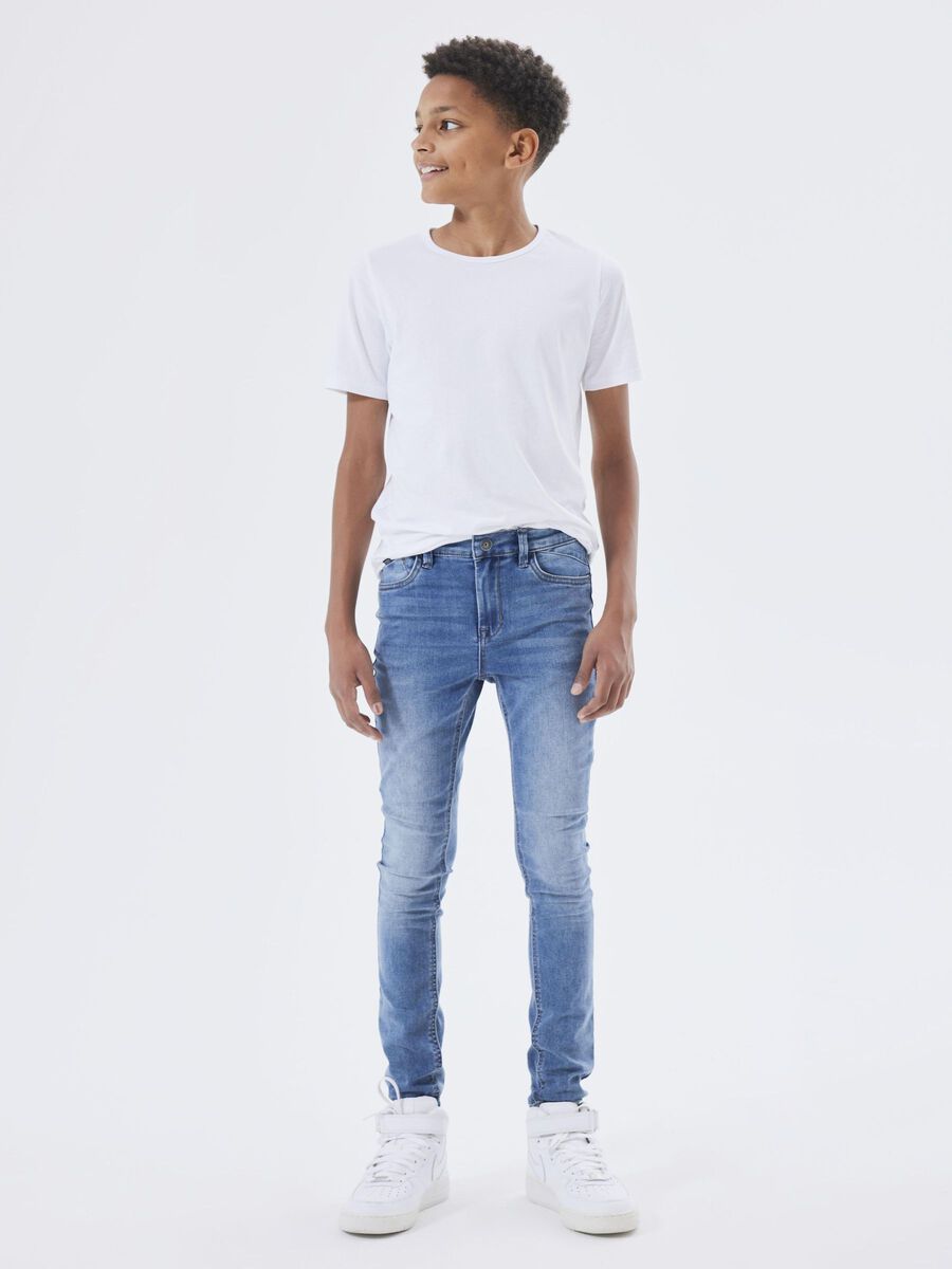 SKINNY FIT JEANS
