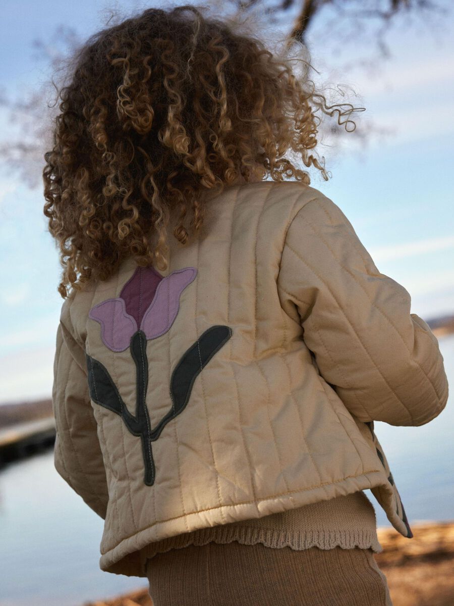 LANGE MOUWEN GEWATTEERDE JAS