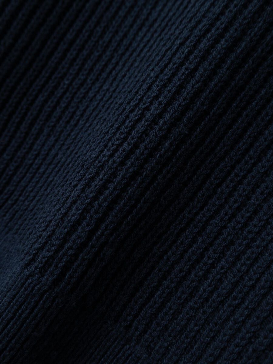 LANGE MOUWEN GEBREIDE TRUI