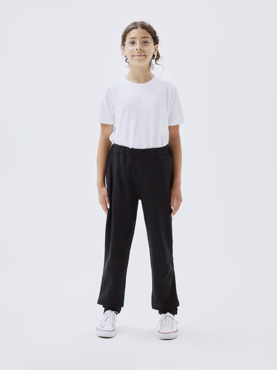 STRAIGHT LEG SWEATPANTS