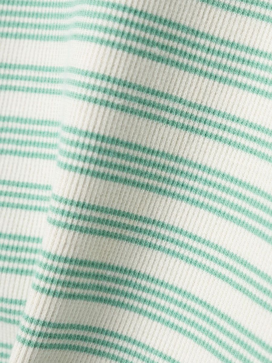 GESTREEPT TOP MET LANGE MOUWEN