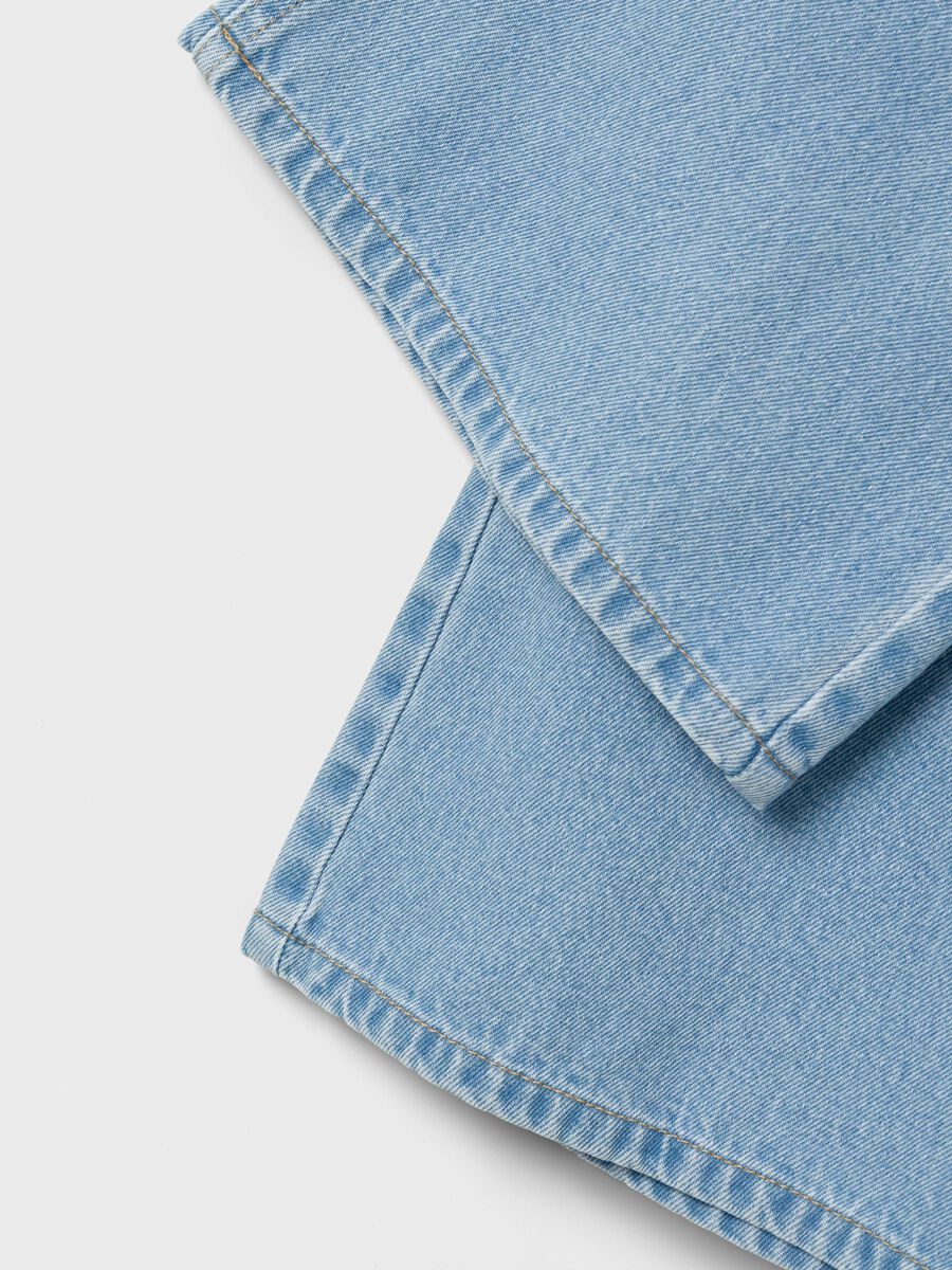 LOW-WAIST BOOTCUT JEANS