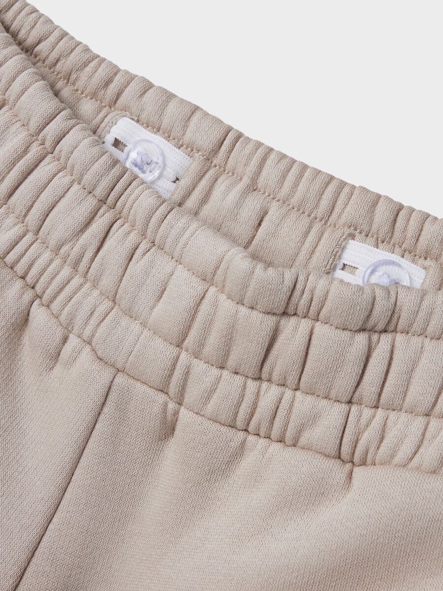 STRAIGHT LEG SWEATPANTS