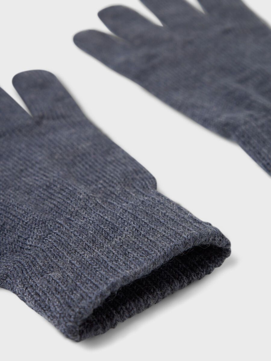 GEBREID HANDSCHOENEN