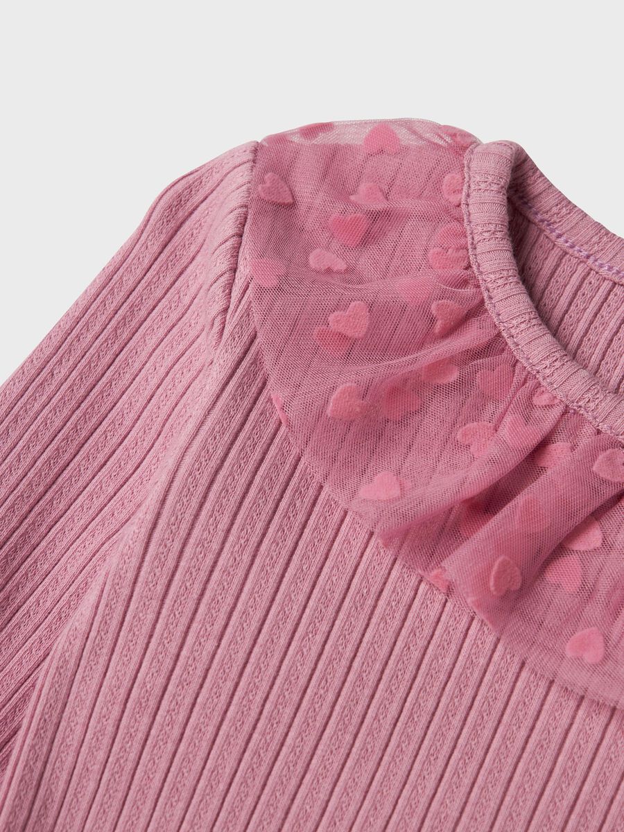 SLIM FIT TOP MET LANGE MOUWEN