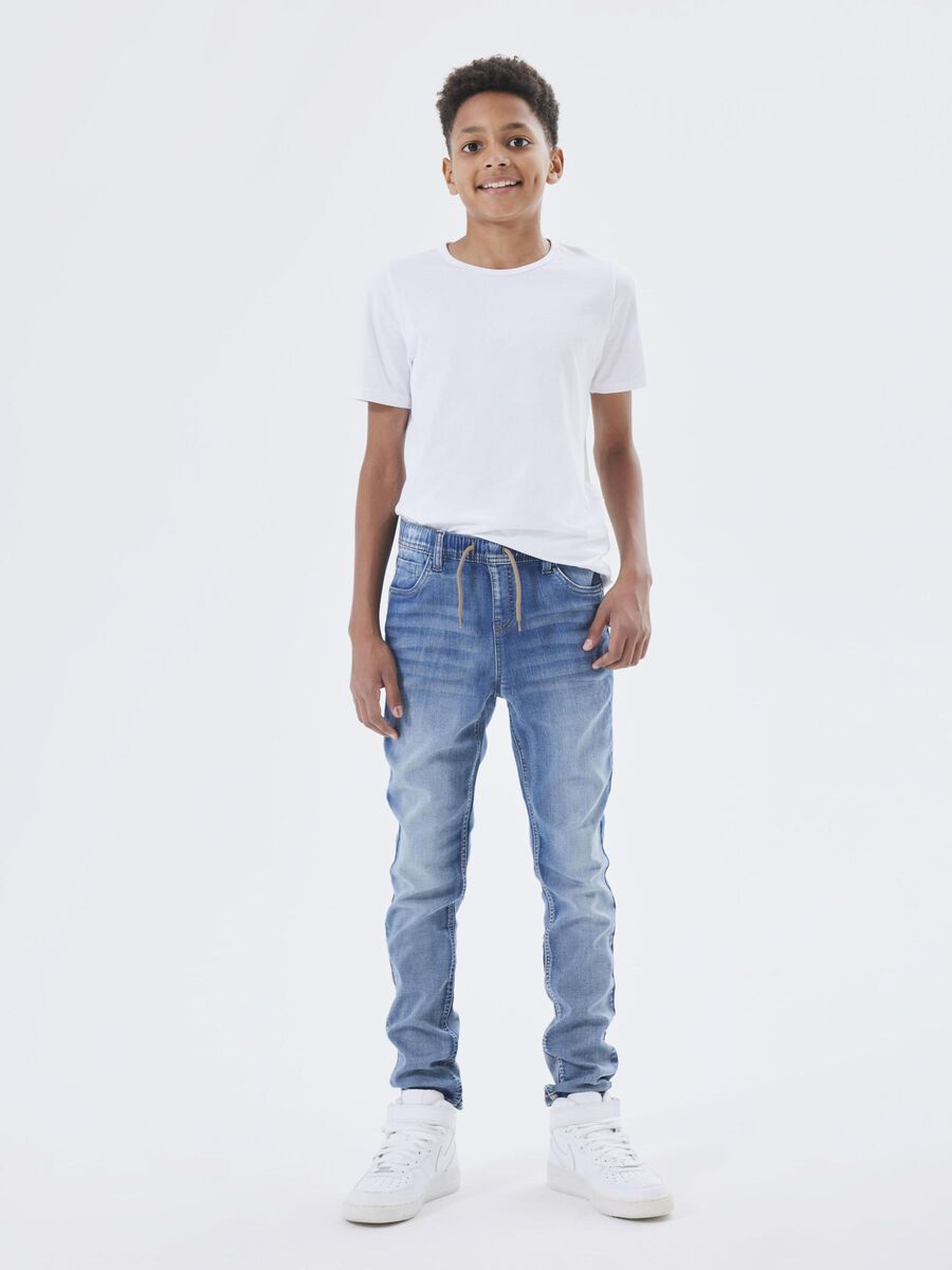 SLIM FIT JEANS