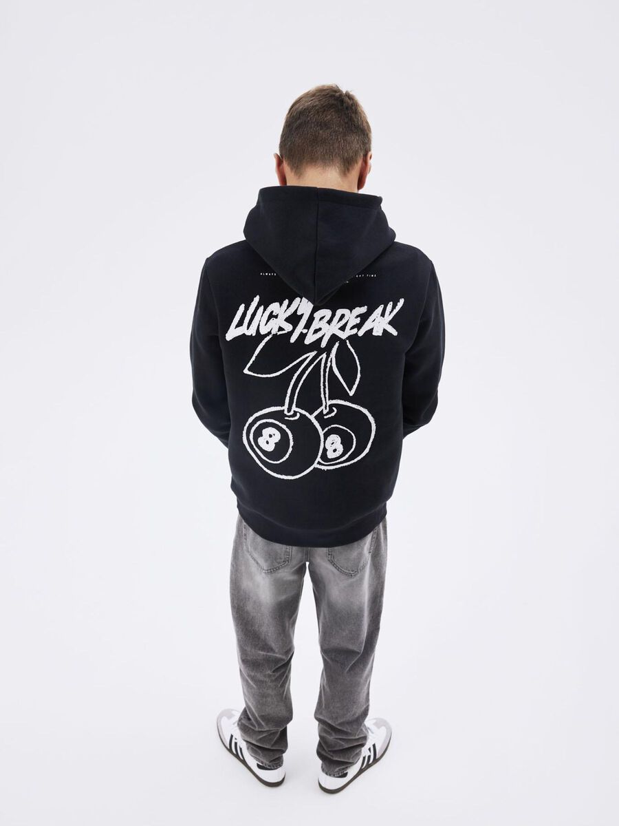 SOEPELVALLENDE HOODIE