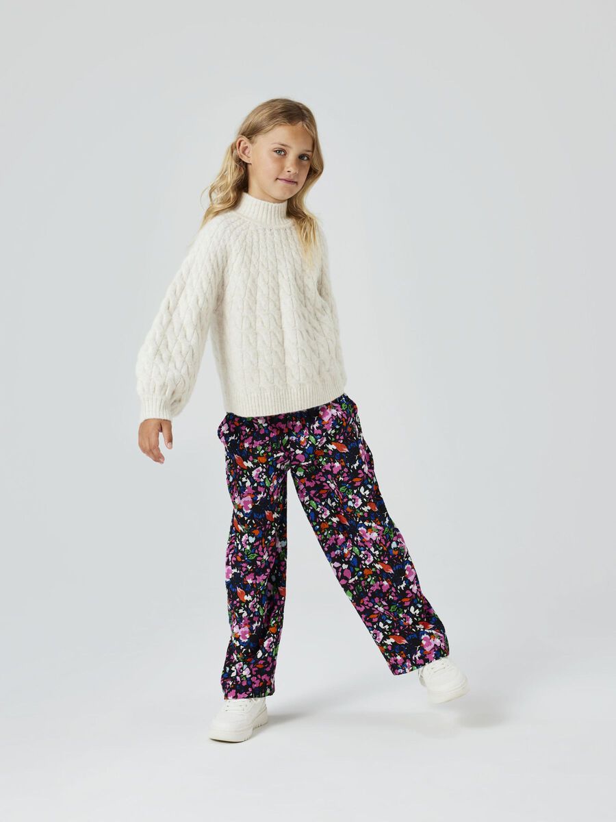 LANGE MOUWEN GEBREIDE TRUI