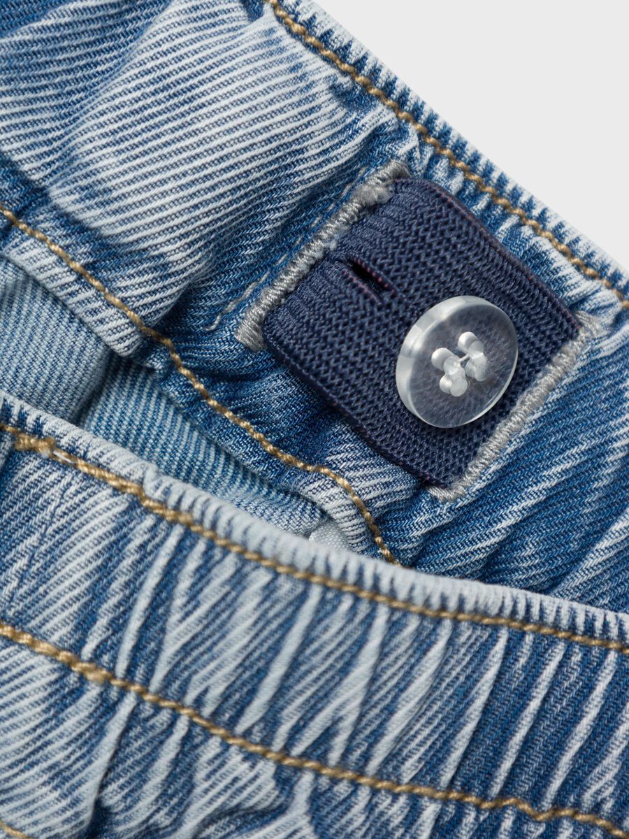 REGULAR FIT DENIM SHORT