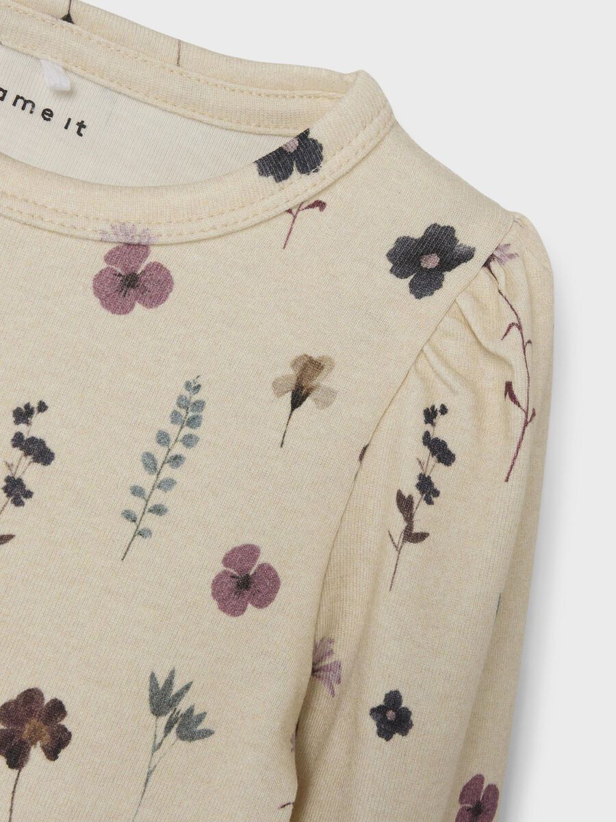 SLIM FIT TOP MET LANGE MOUWEN