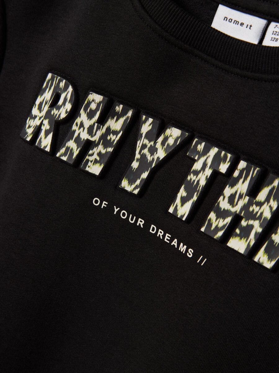 LOOSE FIT SWEATSHIRT