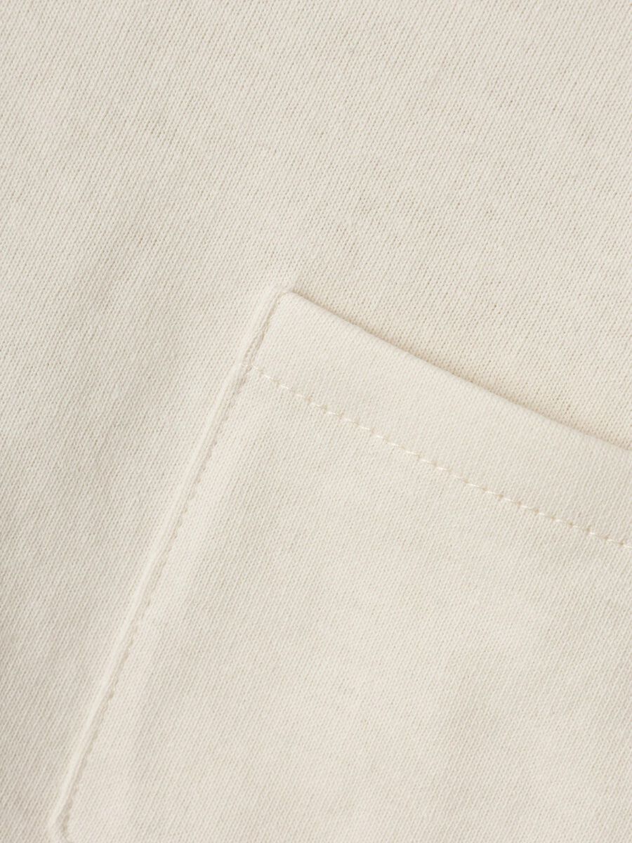 SOEPELVALLENDE T-SHIRT