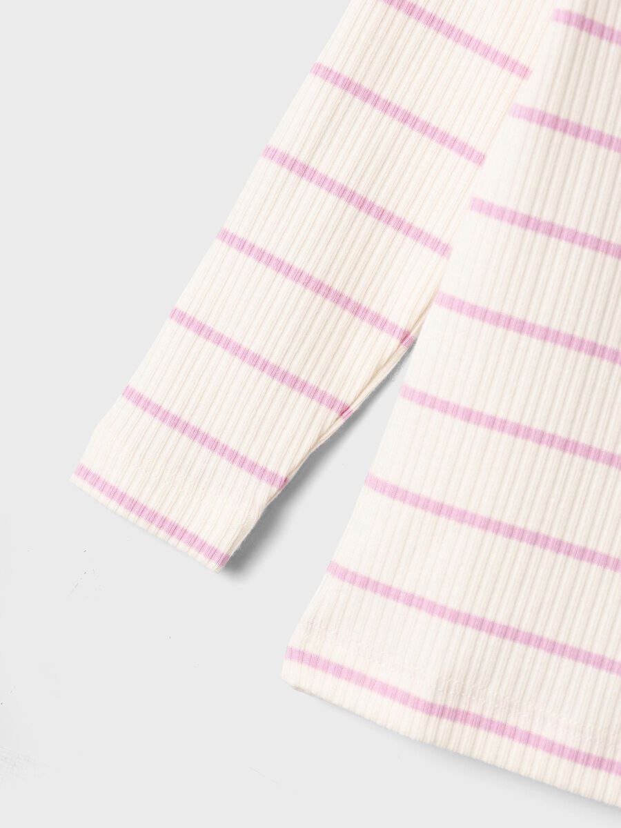 SLIM FIT TOP MET LANGE MOUWEN