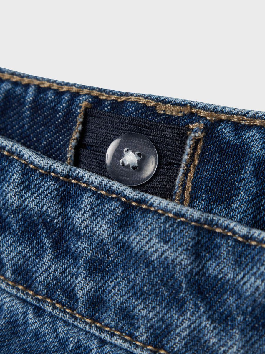 STRAIGHT LEG LOW WAIST JEANS