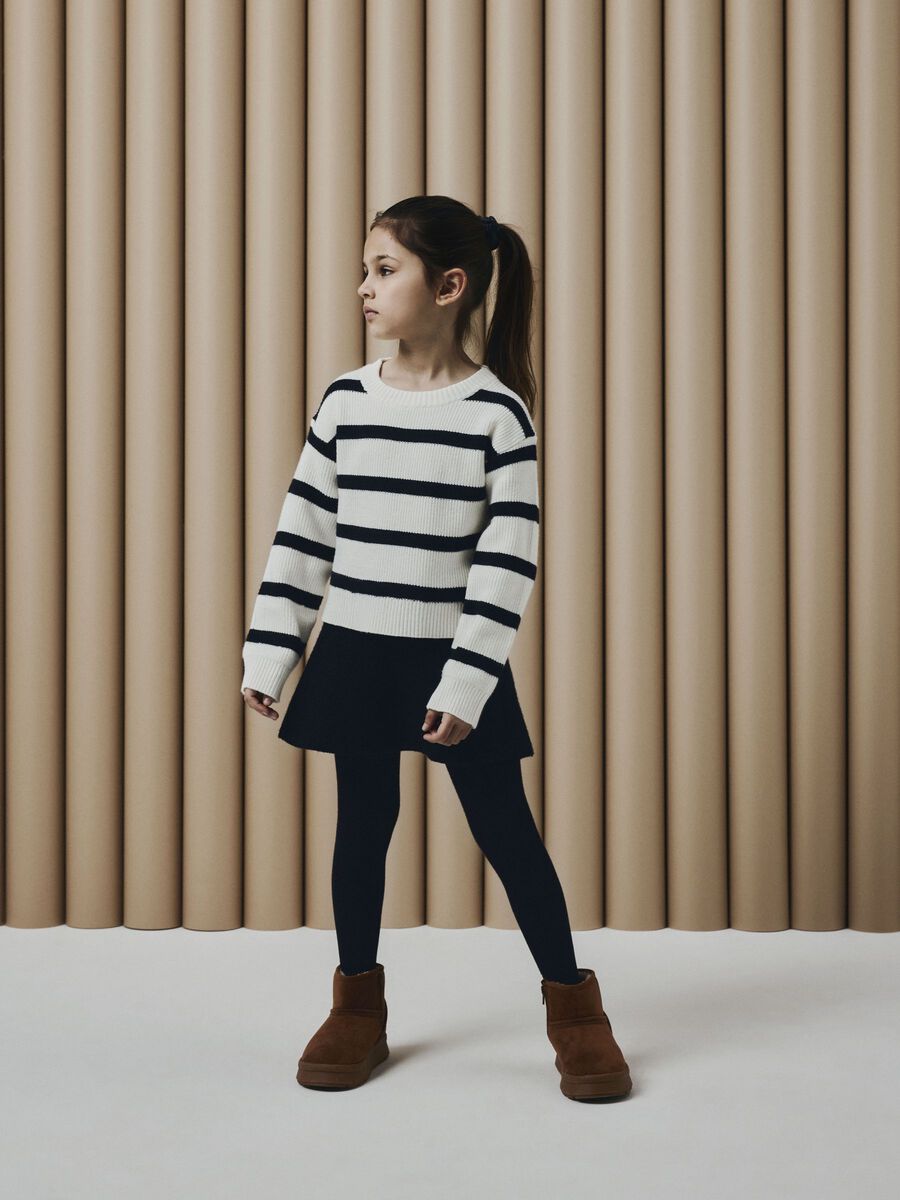 LANGE MOUWEN GEBREIDE TRUI